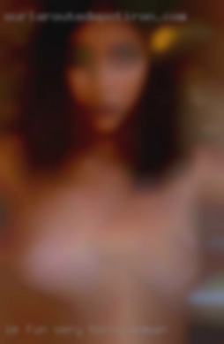 I'm fun, smart, and very horny woman crazy.